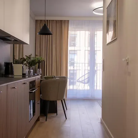 Malila Premium Stwosza - Main Train Station Apartamento
